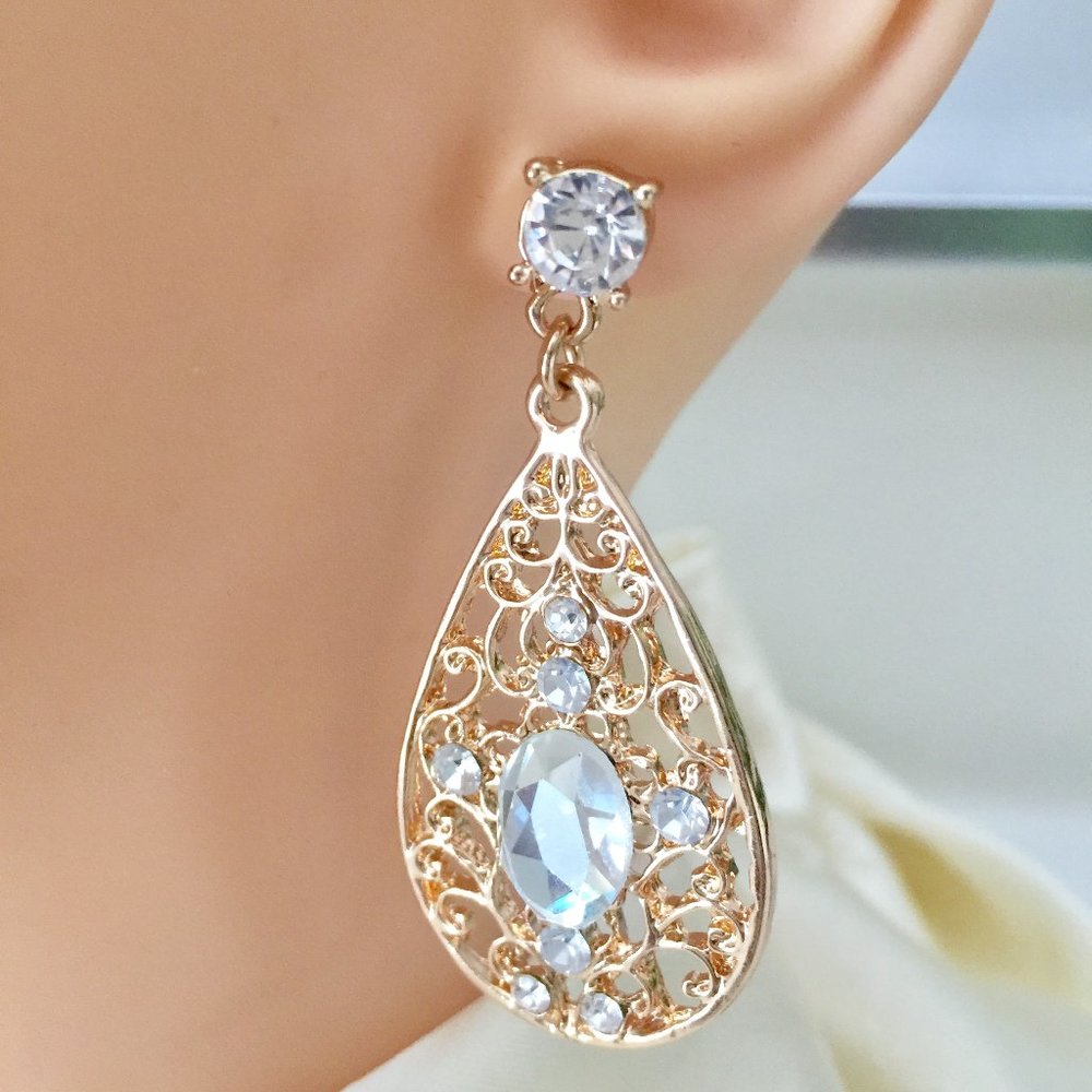 Gold Teardrop Antique Detail Rhinestone Earrings - Fashion Jewelry